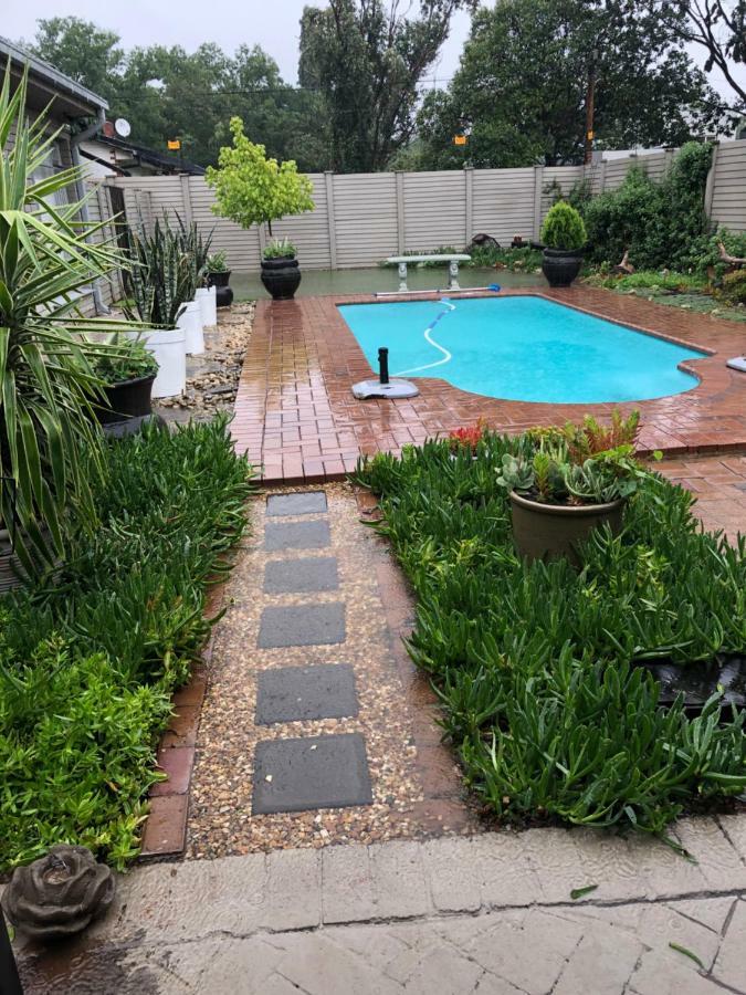 Appartamento 80 On Benade Bloemfontein Esterno foto